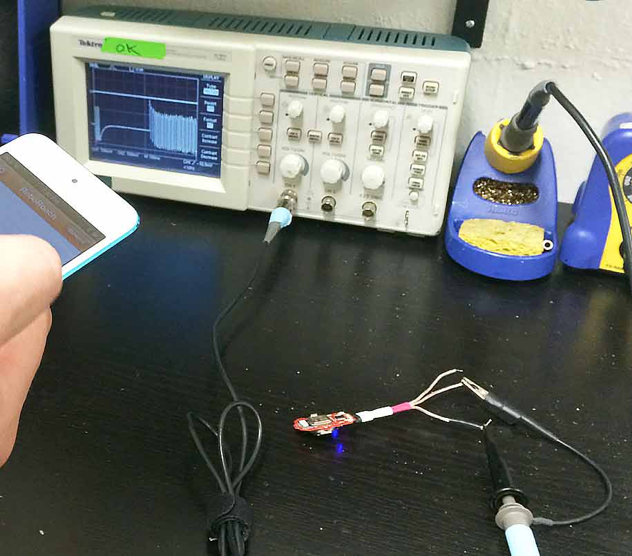 Testing out the signal function on an oscilliscope